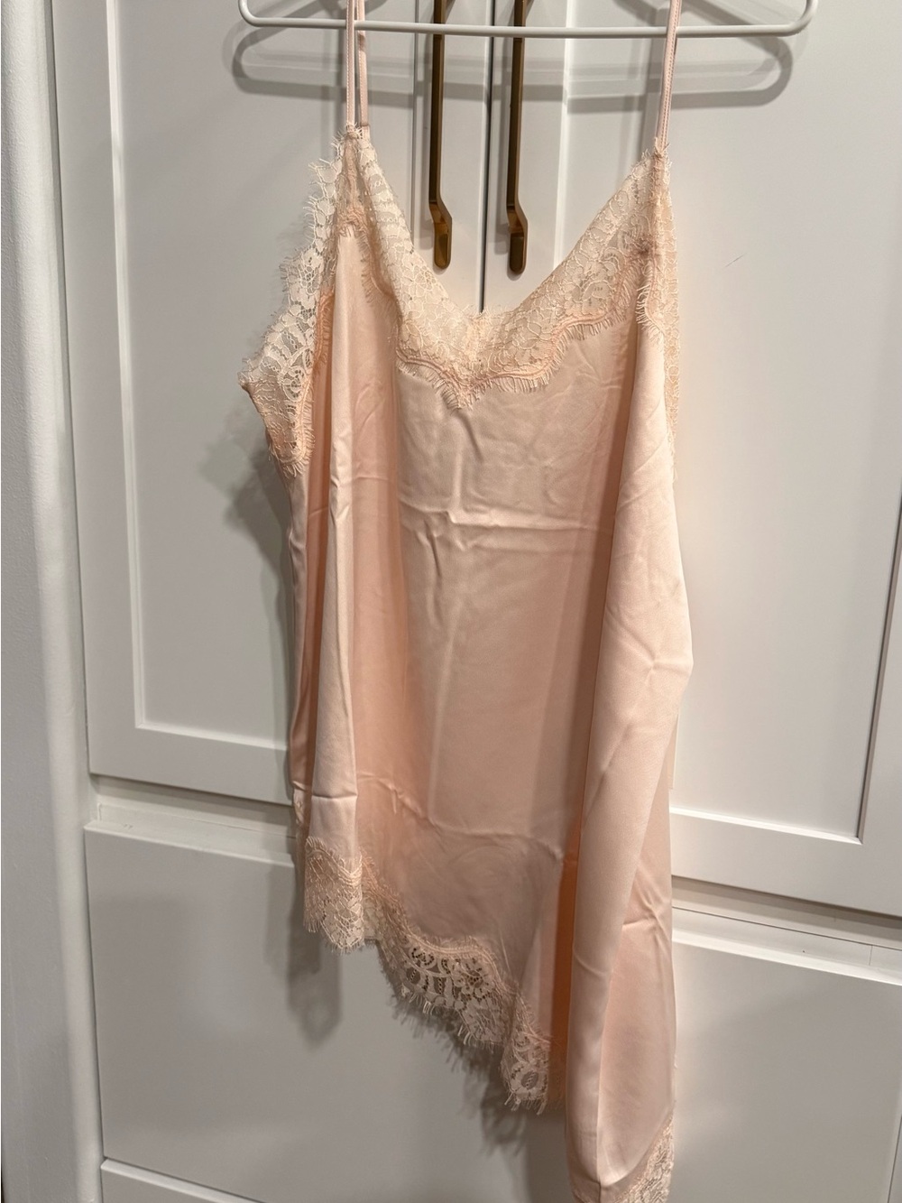NWT Scoop Devil Wears Prada Asymmetric Lace Trim Satin Cami Blush Pink size xxl